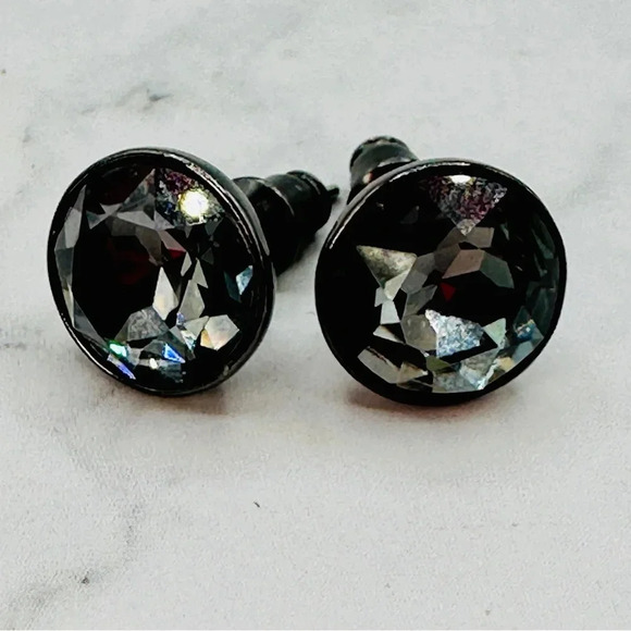 Lot of 3 New Pierced Earrings Ralph Lauren Pearl Drop Francescas The Lim… - Picture 13 of 14